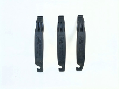Tire levers