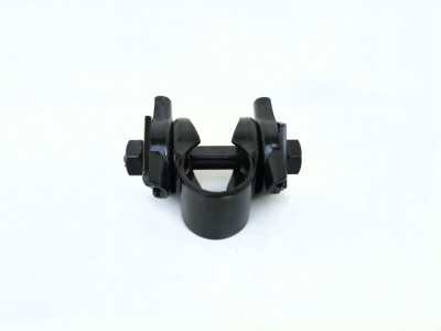 Saddle clamp