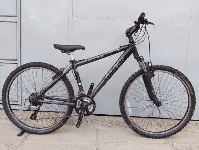 Trek 3700