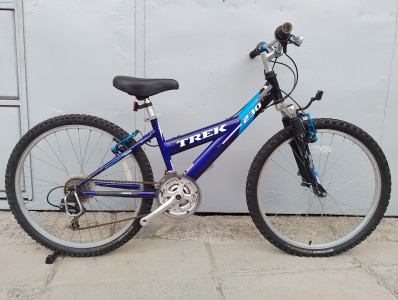 Trek MT 230